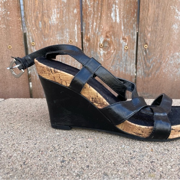 AEROSOLES Women’s Summer Plush Black Brown Strappy Wedge Sandal Size 7.5 - Picture 7 of 9